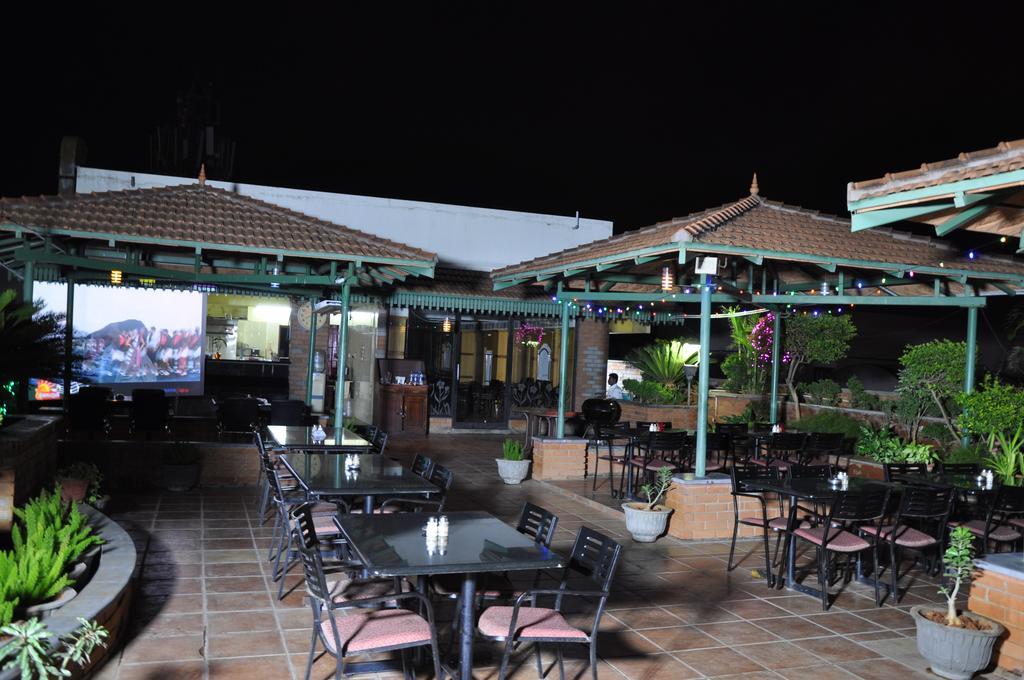 Hotel Shaans Tiruchirappalli Bilik gambar